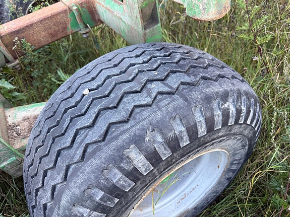 Timmervagn Farma 51 D Griplastarvagn 25 of 27