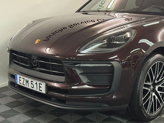 Porsche Macan 6 of 20