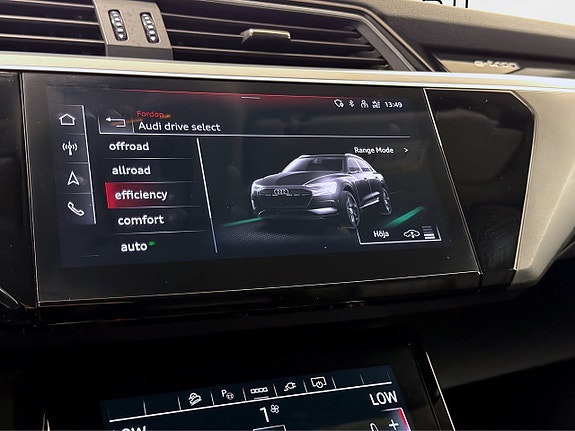 Audi e-tron 17 of 20