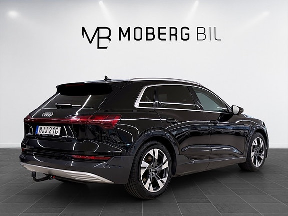 Audi e-tron 6 of 20