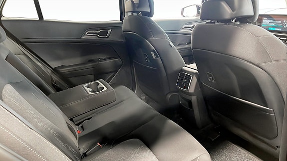Kia Sportage 5 of 12