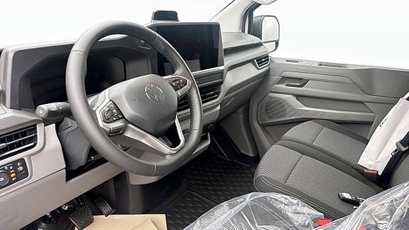 Volkswagen Transporter 7 of 12