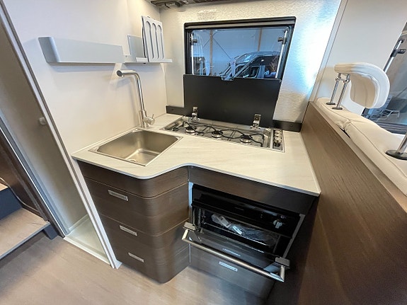 Adria Matrix Supreme 670 SL / ALDE-Diesel / Taksäng / Ugn / 5bält / Automat180hk/ 15 of 30