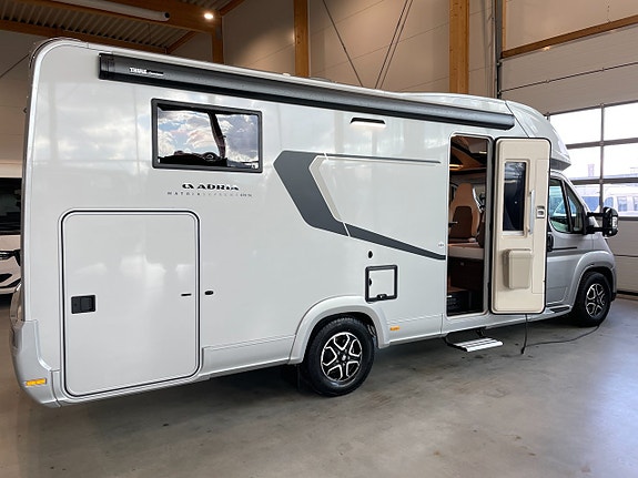Adria Matrix Supreme 670 SL / ALDE-Diesel / Taksäng / Ugn / 5bält / Automat180hk/ 2 of 30