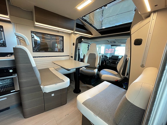 Adria Matrix Supreme 670 SL / ALDE-Diesel / Taksäng / Ugn / 5bält / Automat180hk/ 11 of 30