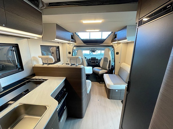 Adria Matrix Supreme 670 SL / ALDE-Diesel / Taksäng / Ugn / 5bält / Automat180hk/ 24 of 30