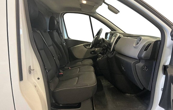 Renault Trafic 5 of 13