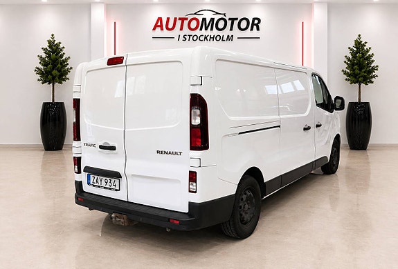 Renault Trafic 3 of 13