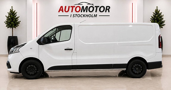 Renault Trafic 2 of 13