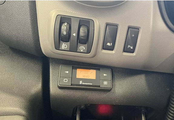 Renault Trafic 8 of 13