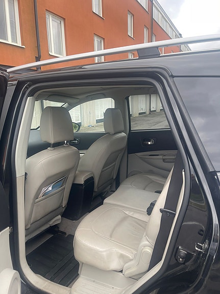 Nissan Qashqai+2 8 of 9