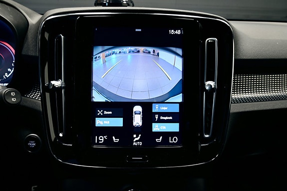 Volvo XC40 20 of 24