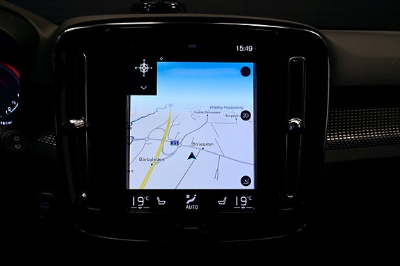 Volvo XC40 21 of 24