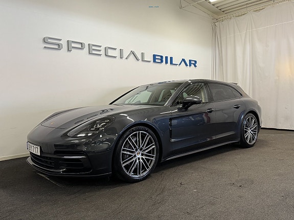 Porsche Panamera 4