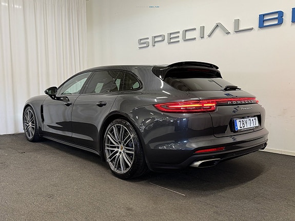 Porsche Panamera 4 26 of 27