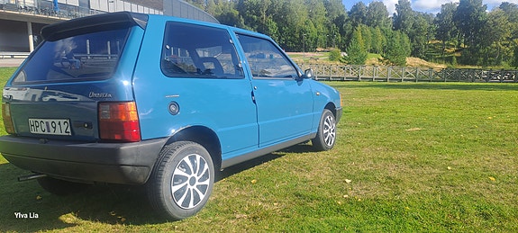Fiat Uno 26 of 28