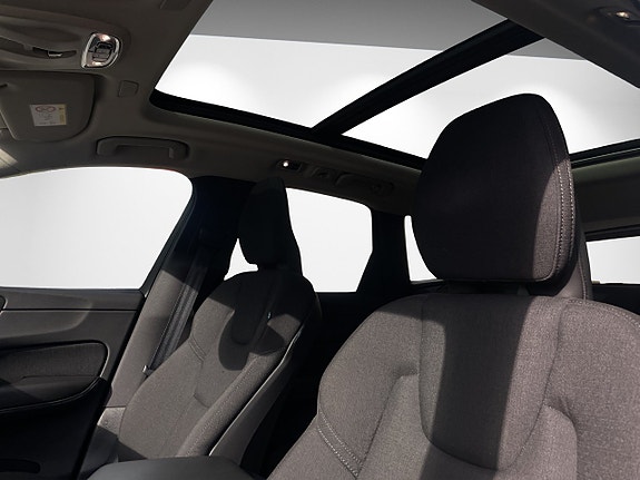 Volvo XC60 15 of 19