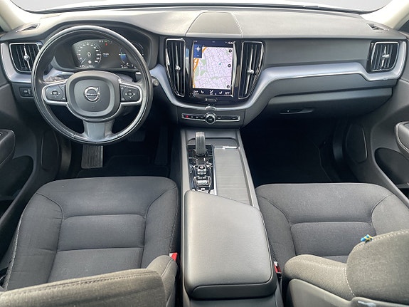Volvo XC60 12 of 19