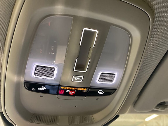 Volvo XC60 18 of 20