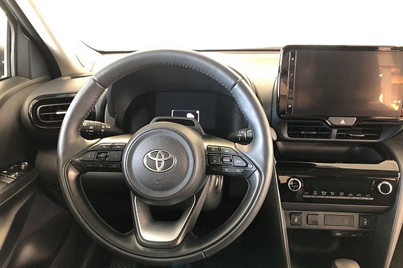 Toyota Yaris Cross 11 of 21
