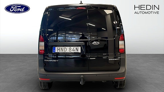Ford Transit Connect 7 of 9