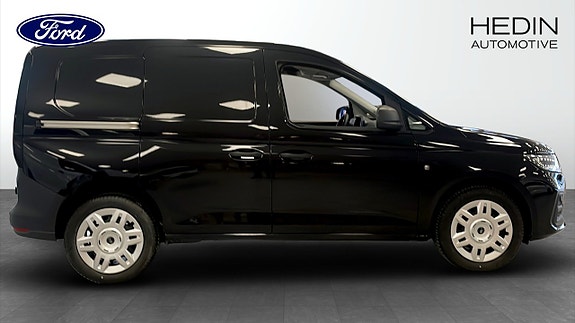 Ford Transit Connect 6 of 9