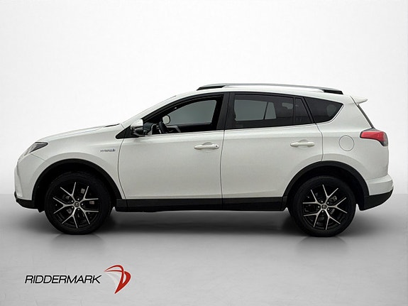 Toyota RAV4 4 of 30