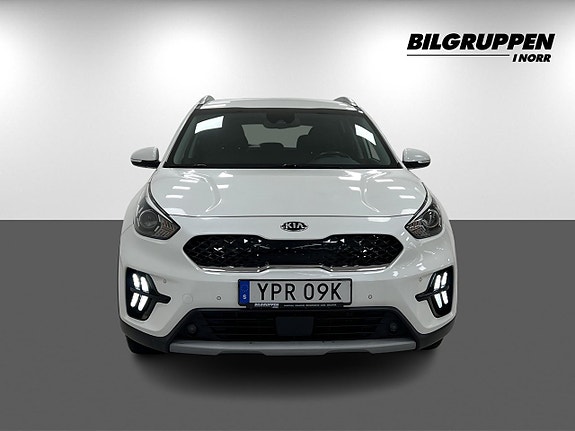 Kia Niro 2 of 21