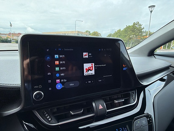 Toyota C-HR 24 of 27