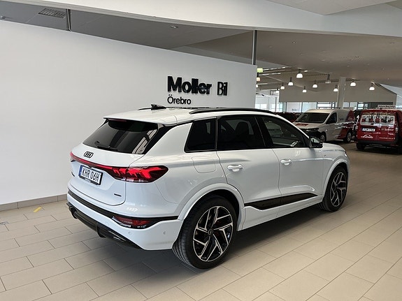 Audi Q6 e-tron 4 of 19