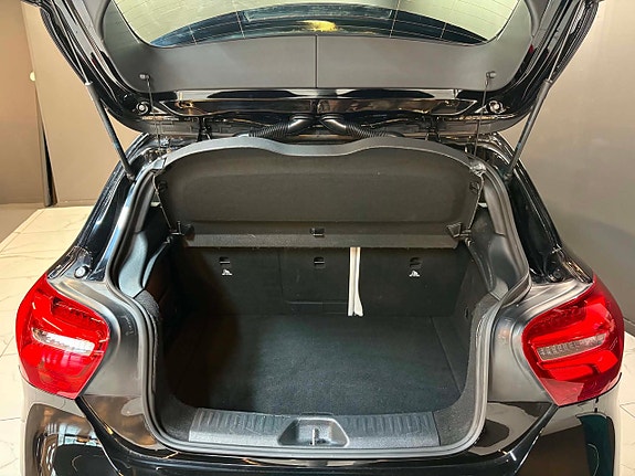 Mercedes-Benz A220 d 12 of 16