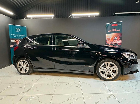 Mercedes-Benz A220 d 2 of 16