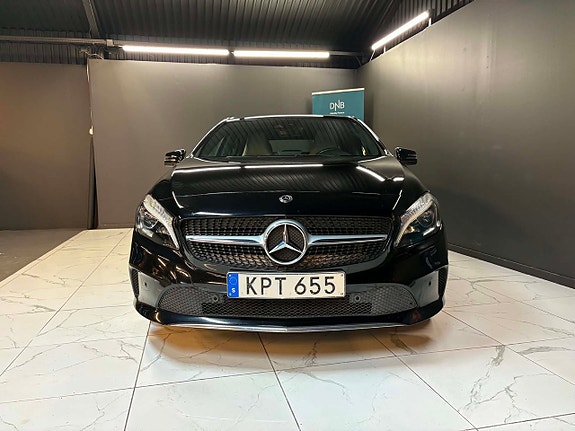 Mercedes-Benz A220 d 3 of 16
