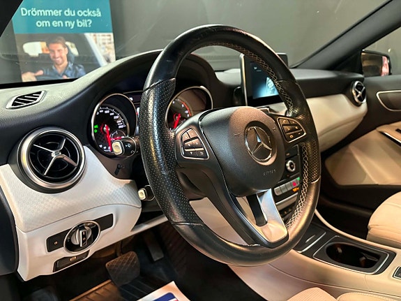 Mercedes-Benz A220 d 13 of 16