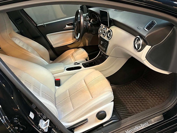 Mercedes-Benz A220 d 10 of 16