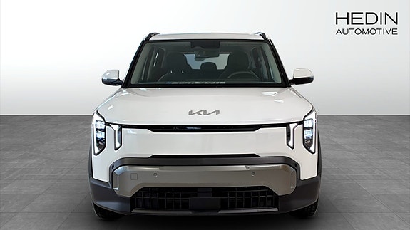 Kia EV2 8 of 12