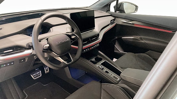 Skoda Enyaq 7 of 12