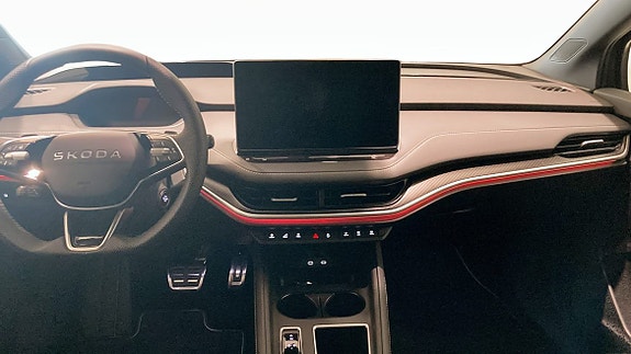 Skoda Enyaq 9 of 12