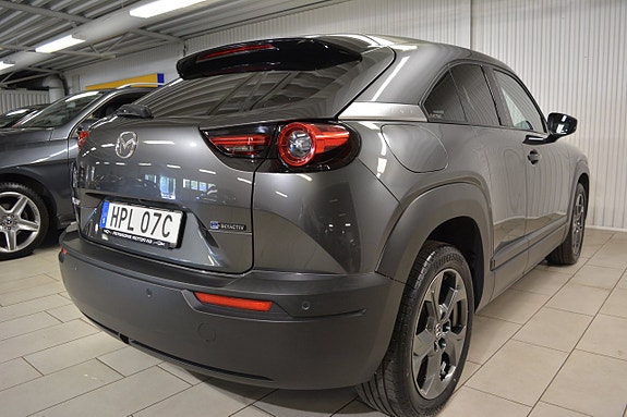 Mazda MX-30 7 of 18