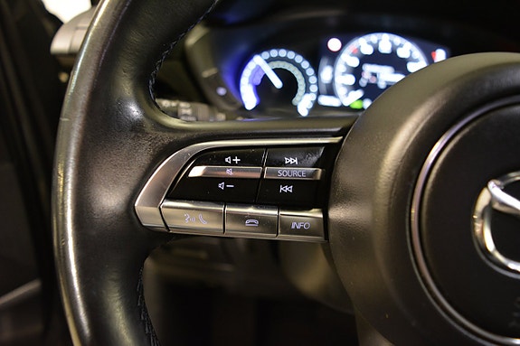 Mazda MX-30 12 of 18