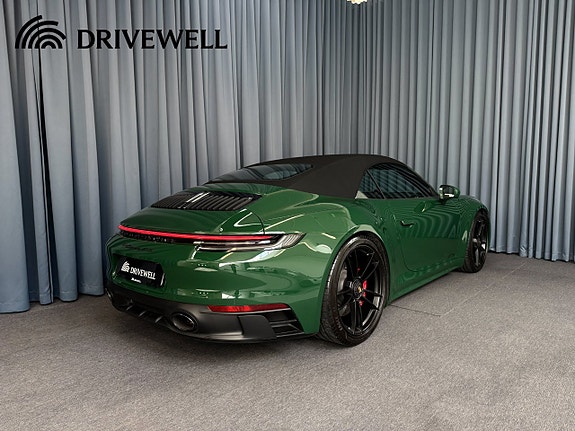 Porsche 911 6 of 30