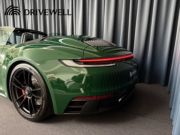 Porsche 911 26 of 30
