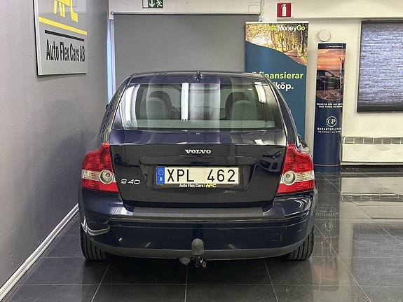 Volvo S40 4 of 16