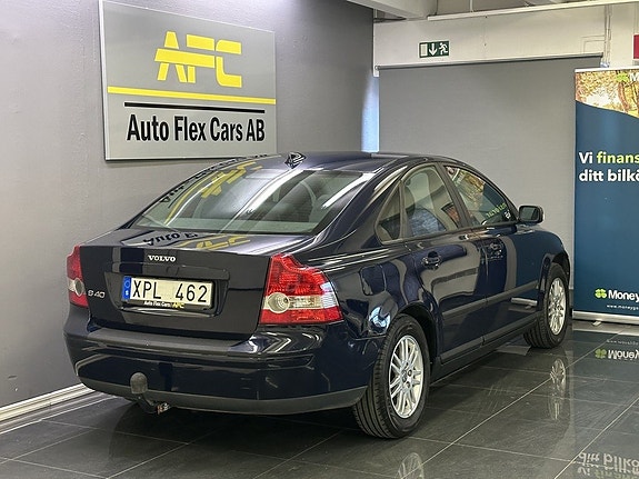 Volvo S40 5 of 16