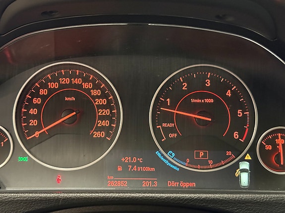 BMW 330d 16 of 16