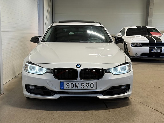 BMW 330d 12 of 16