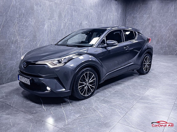 Toyota C-HR 3 of 30