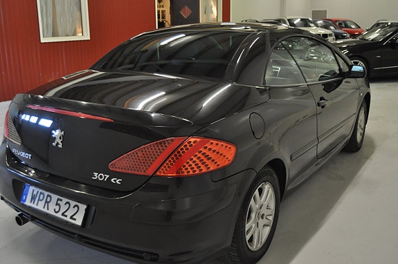 Peugeot 307 CC 7 of 16