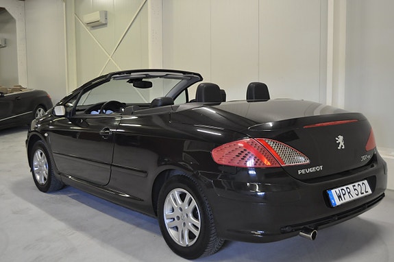 Peugeot 307 CC 6 of 16