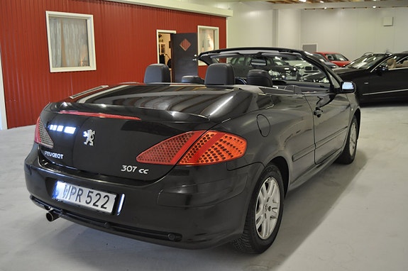 Peugeot 307 CC 8 of 16